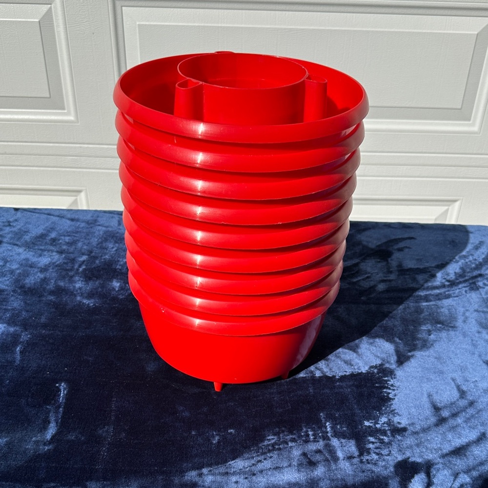 Brand New! Gardeners Brand Tomato Watering Halos set of 9
